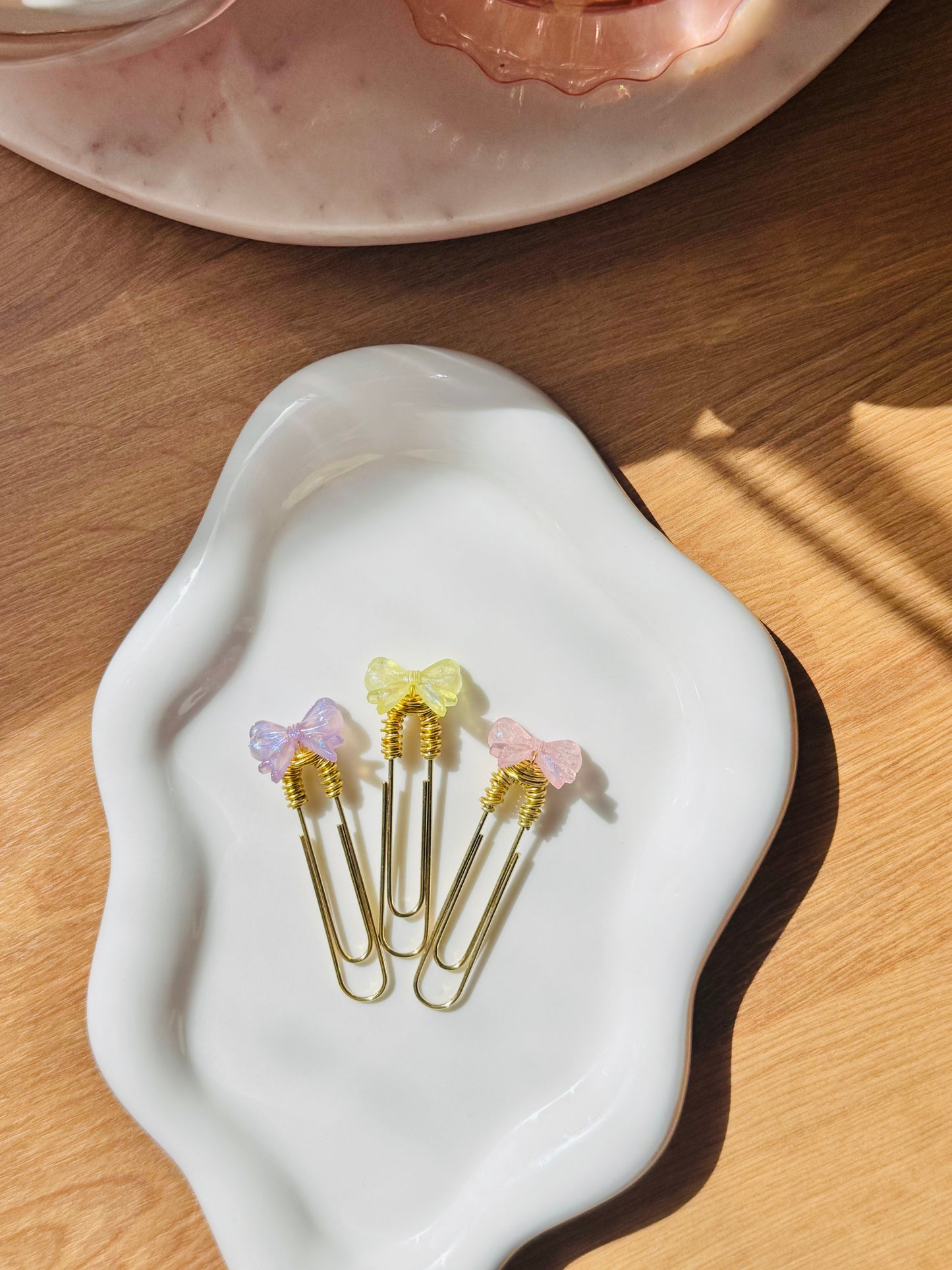 Lumière Bow Paperclip