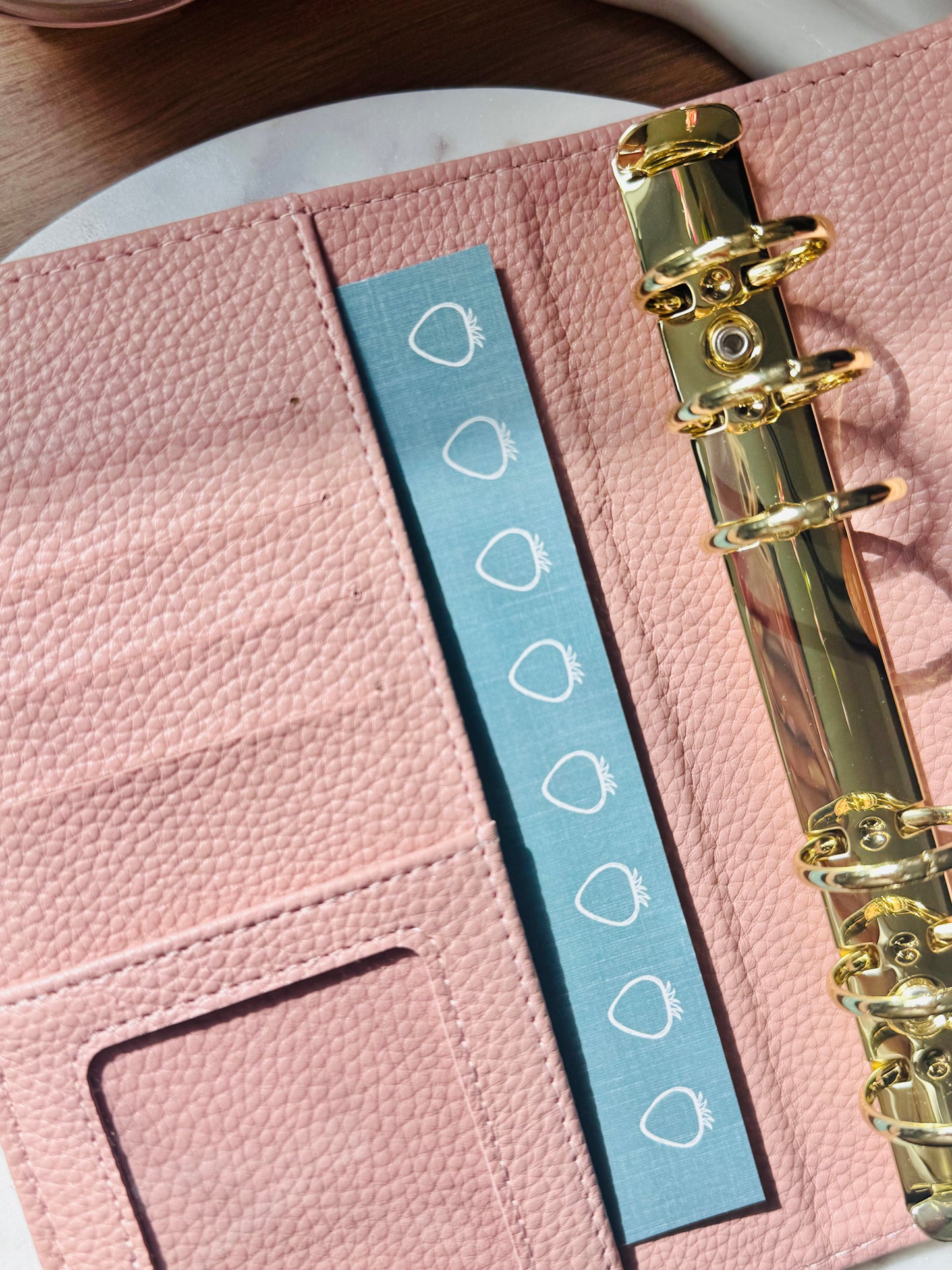 Strawberry Pocket Peeker