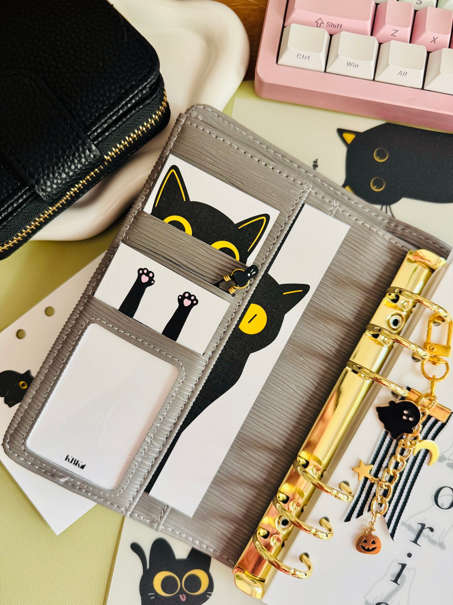 Peek-a-Boo Savings Dashboard