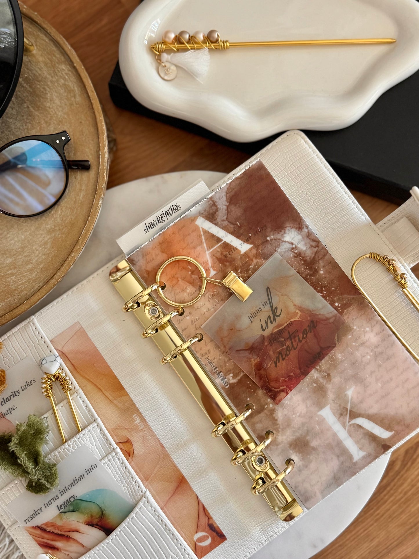 White Impression Dashboard