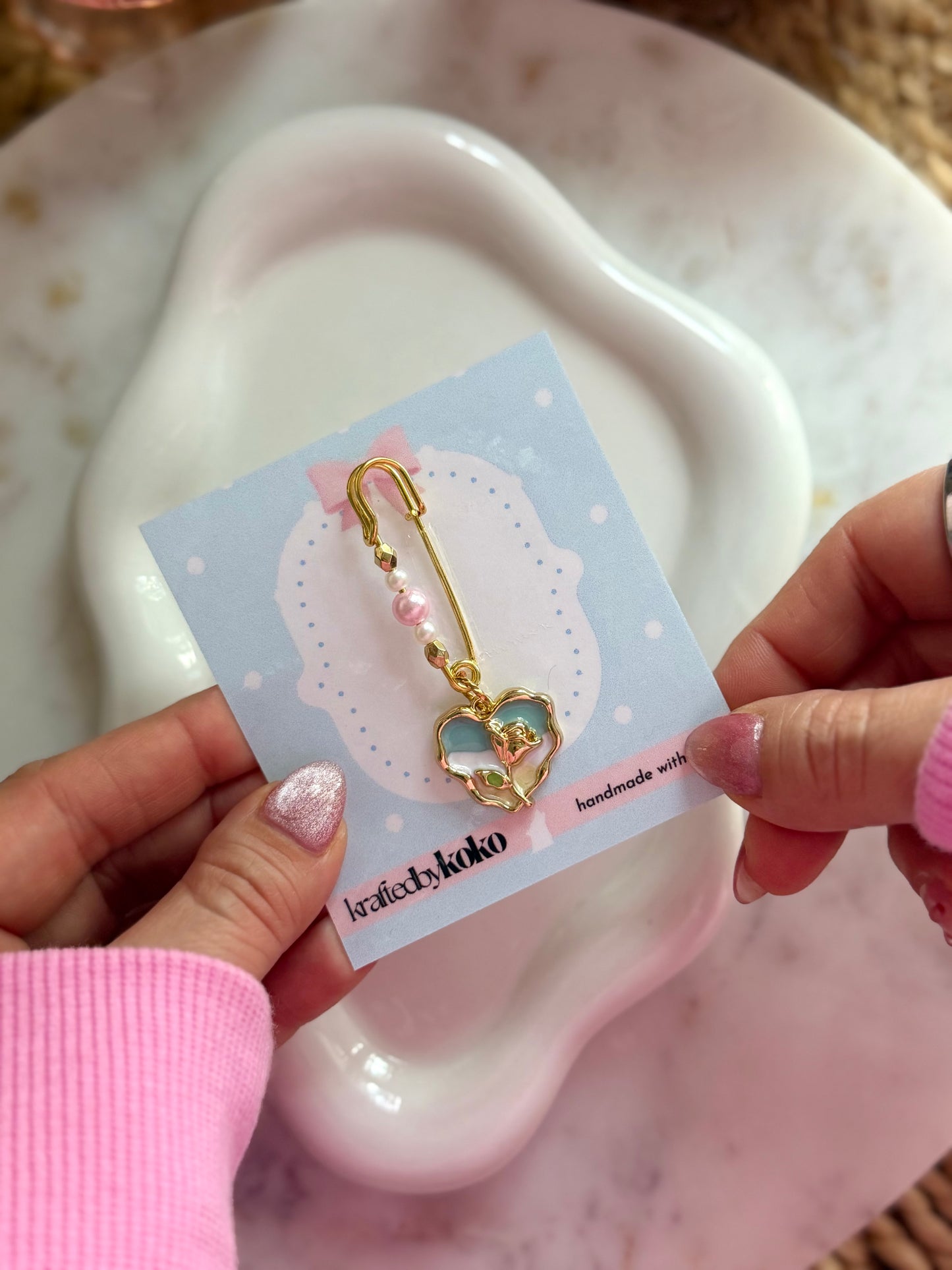Petal Pearl Pin Charm