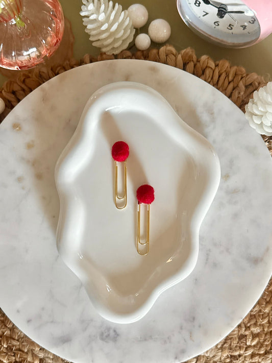 Red Puff Clip