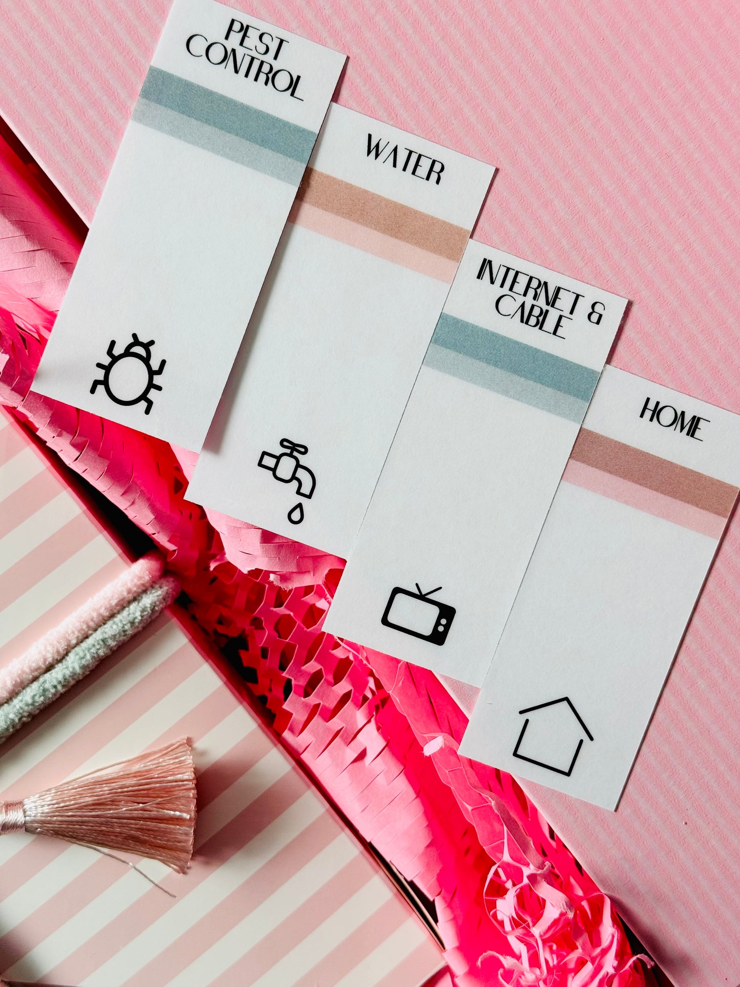 Paper Disko Fitted Tabs