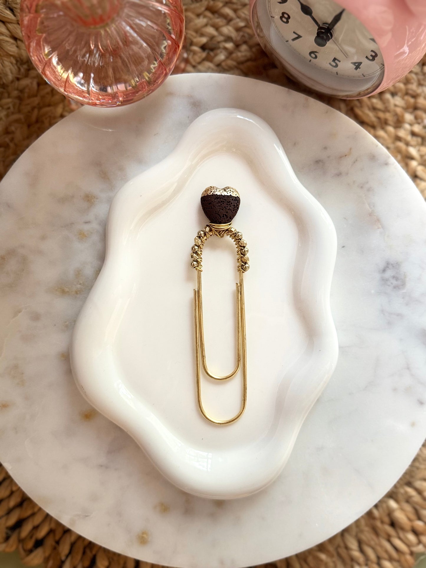 Mocha Muse Jumbo Paperclip