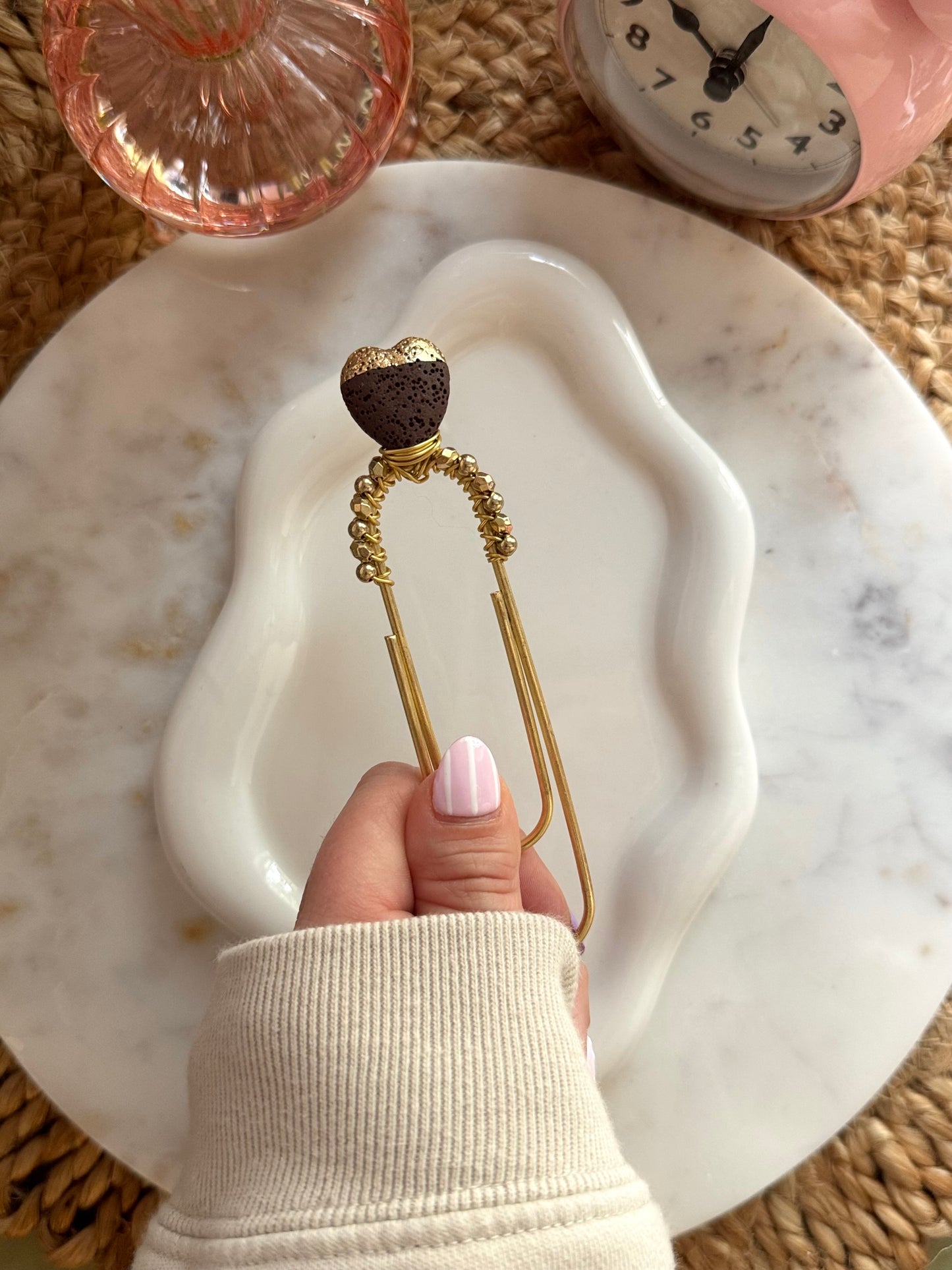 Mocha Muse Jumbo Paperclip