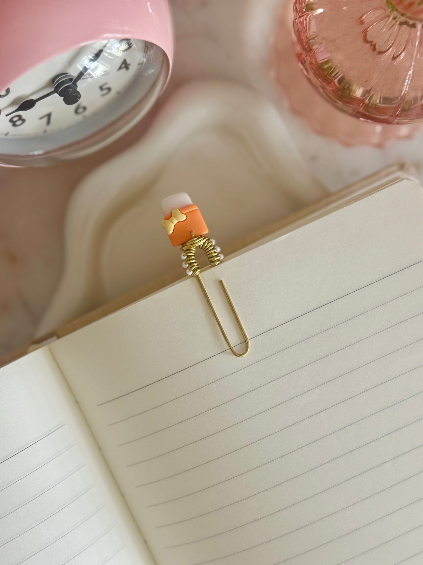 Desk Mates Paperclip ✏️