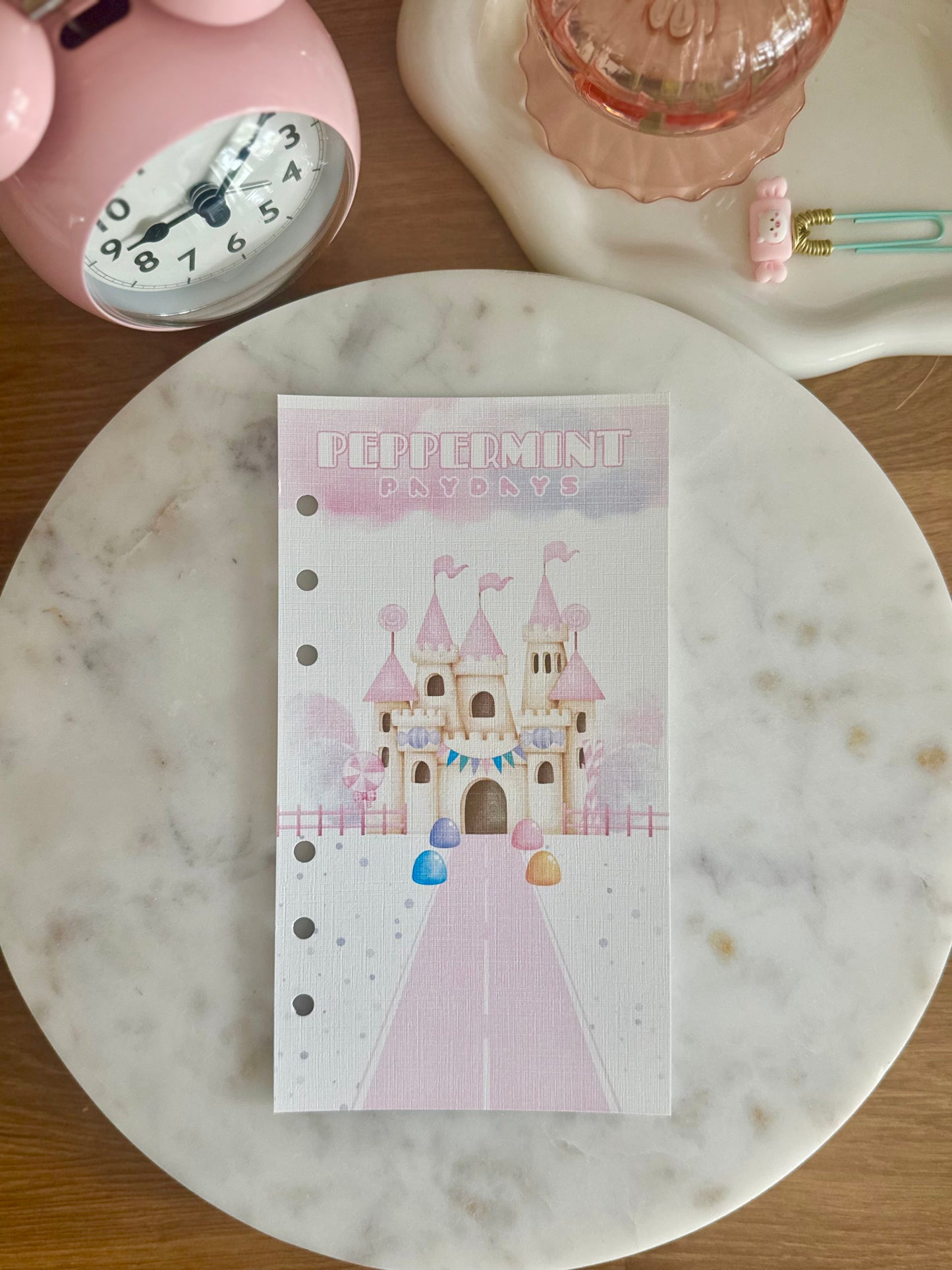 Peppermint Paydays Linen Dashboard