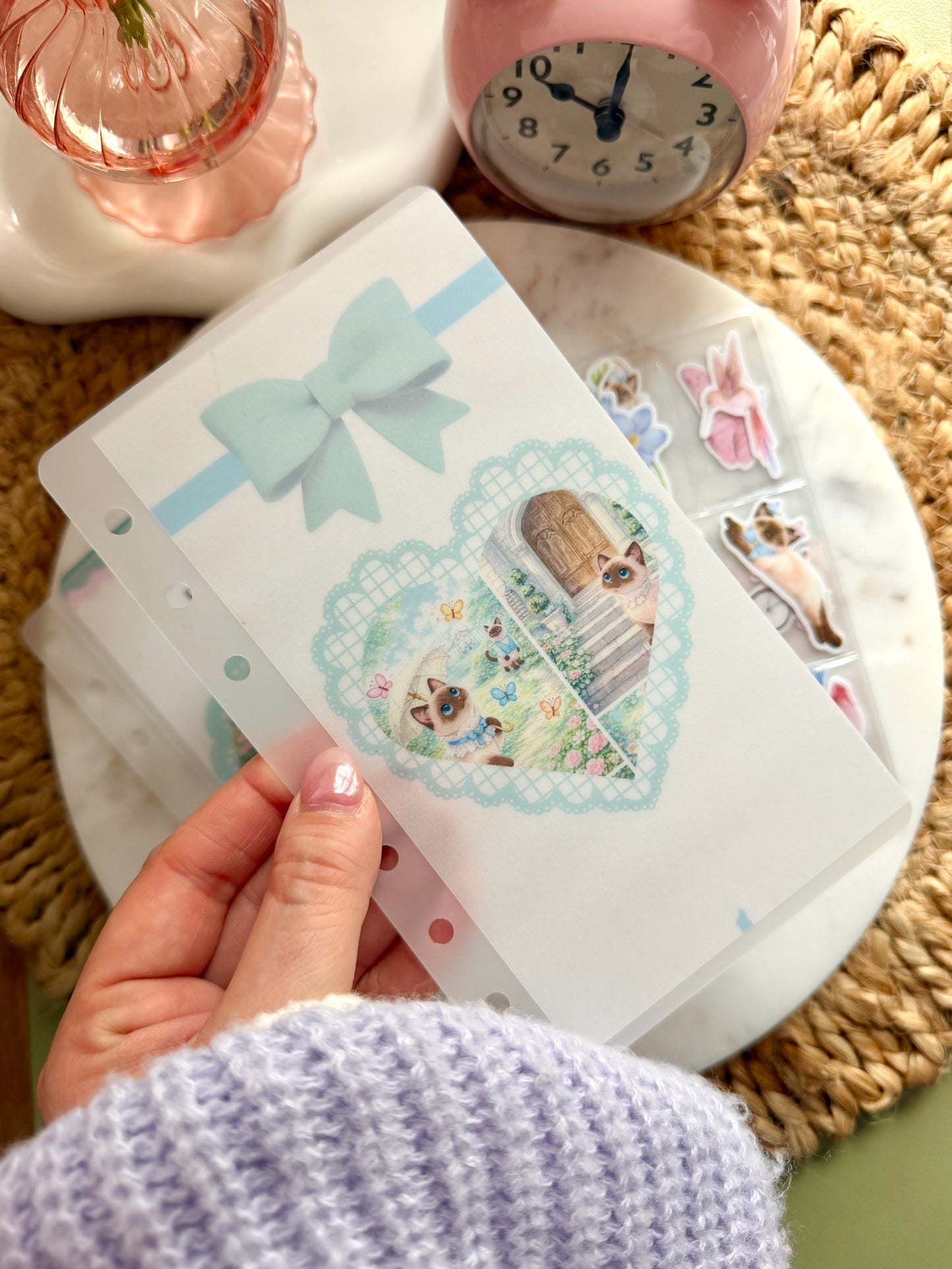 Pretty Pocket Paws & Prosperity 🌸